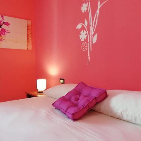 Prendas Antigas - Vacanze A Teulada Apartment Bagian luar foto