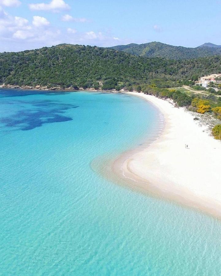 Prendas Antigas - Vacanze A Teulada Apartment Bagian luar foto