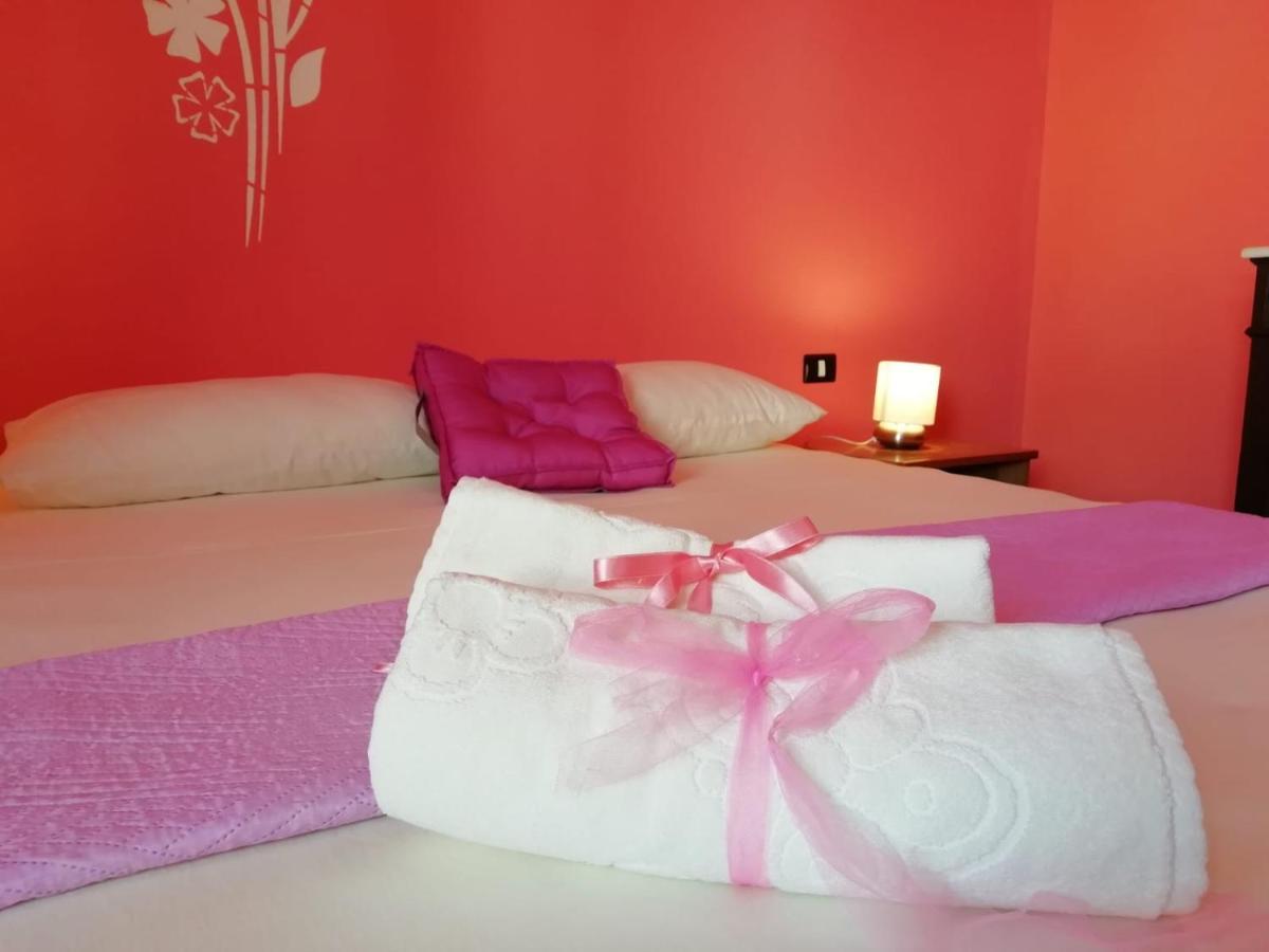 Prendas Antigas - Vacanze A Teulada Apartment Bagian luar foto